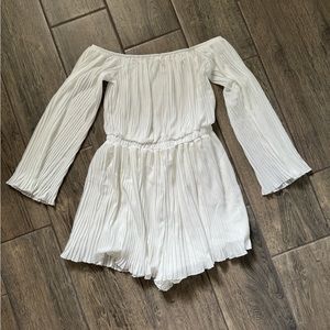 NWT SHEIN VCAY Off Shoulder Pleated Trumpet Sleeve Chiffon White Romper Size S